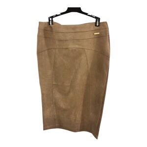 Andrew Marc New York tan faux suede slimming pencil skirt size medium brand new